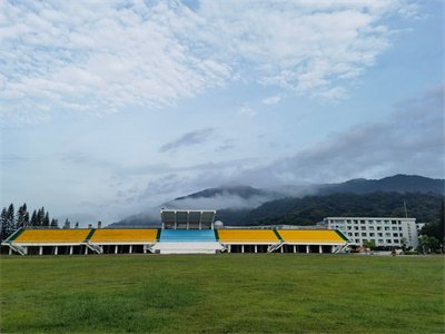 操場(chǎng)